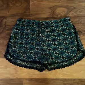 Cute boho patterned shorts